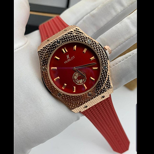 Hublot Rubber Strap Mens Watch Red Hb751